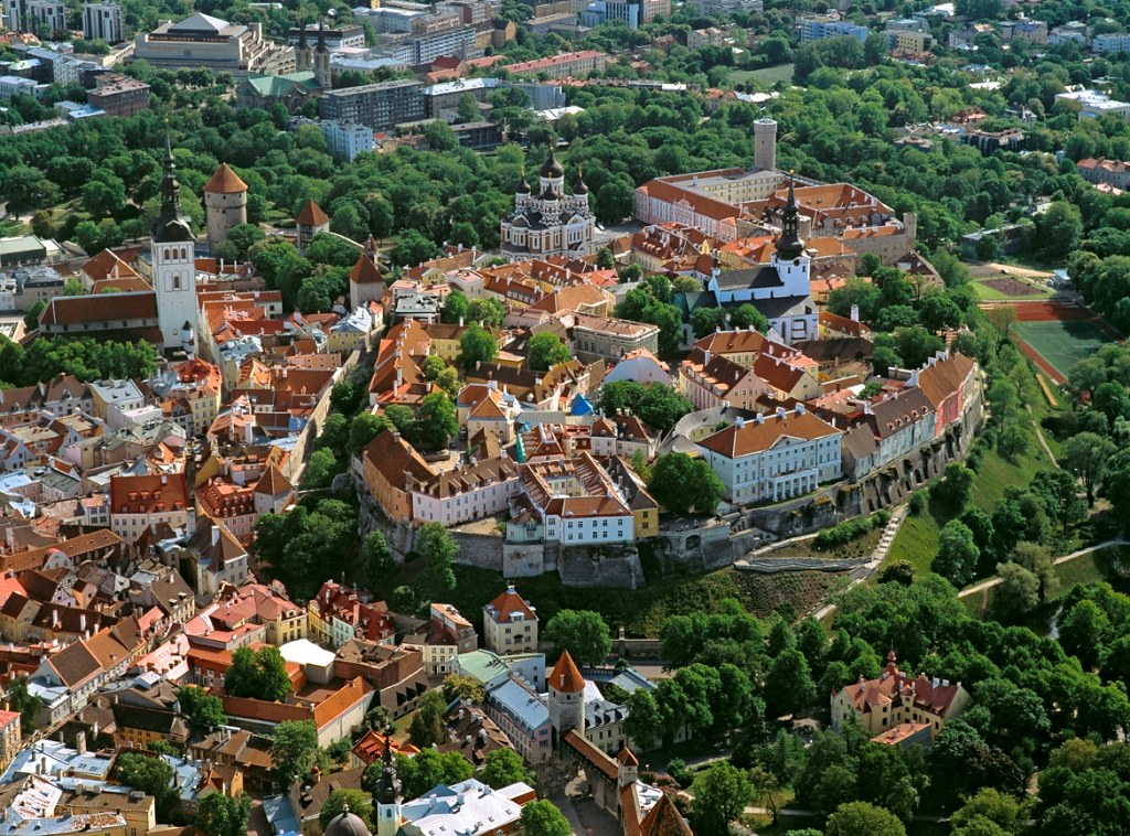 Luftaufnahme der Altstadt von Tallinn